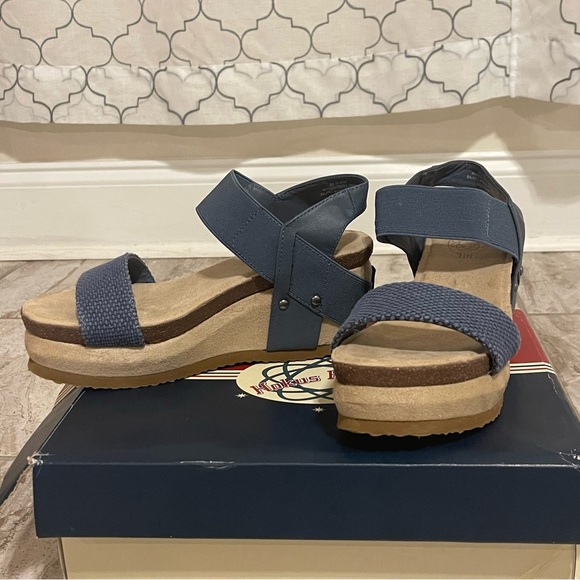 Women’s Hokus Pokus Jenny Wedge Sandals Denim- 6M - Picture 6 of 13